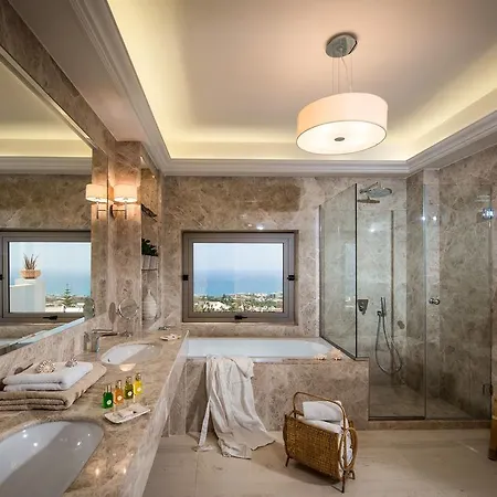 Otel Creta Blue Luxury Collection