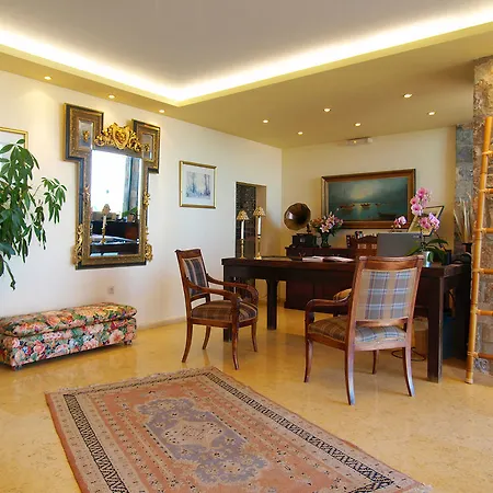 ホテル Creta Blue Luxury Collection (adults Only) 4*